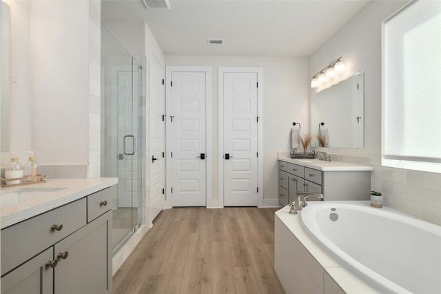 997 Sage Thrasher CIR, Dripping Springs, TX 78620