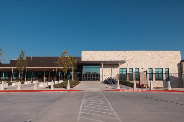 997 Sage Thrasher CIR, Dripping Springs, TX 78620