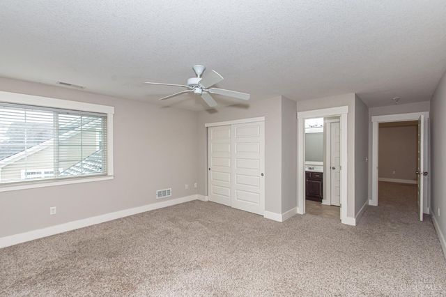 475 Legendary Way, Centerville, OH 45458