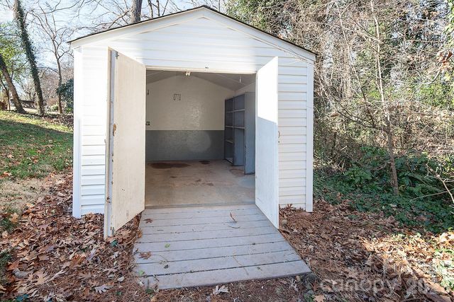 100 Joyce Avenue, Huntersville, NC 28078