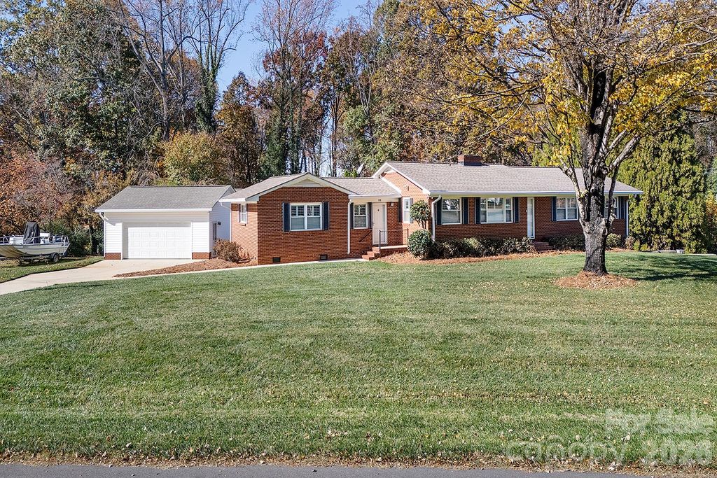 100 Joyce Avenue, Huntersville, NC 28078