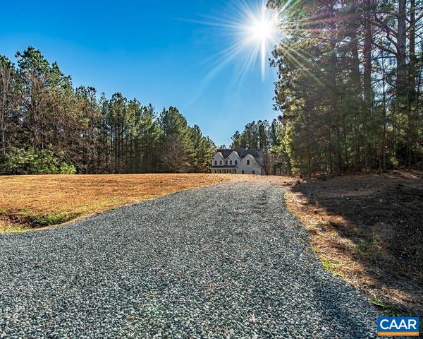 228 ANTIOCH SPRINGS LN, Scottsville, VA 24590