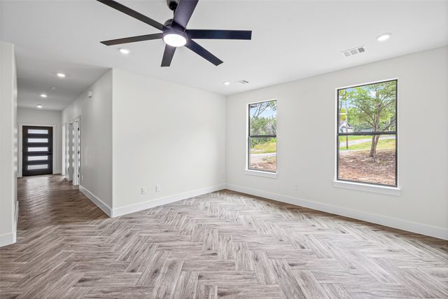 5108 Stoneridge Drive, Granbury, TX 76048