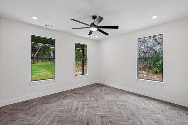 5108 Stoneridge Drive, Granbury, TX 76048