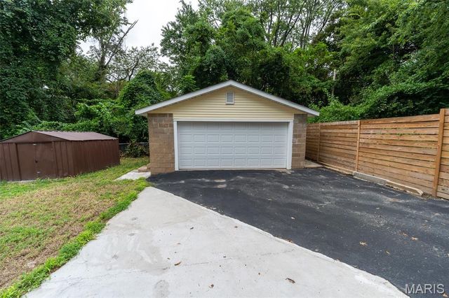 5465 Wilborn Drive, Jennings, MO 63136