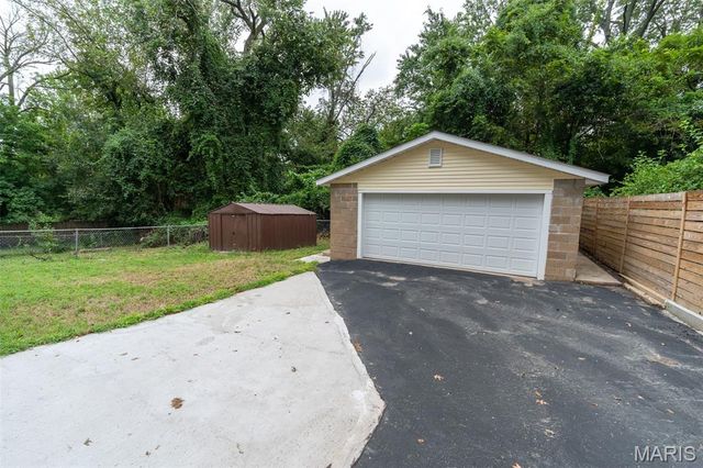 5465 Wilborn Drive, Jennings, MO 63136