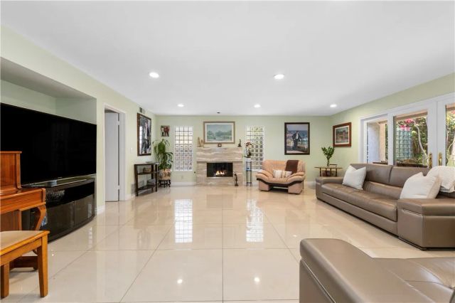 3600 Marigold Street, Seal Beach, CA 90740