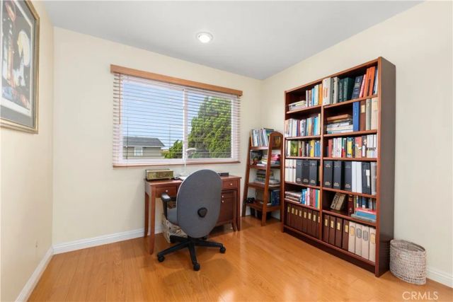 3600 Marigold Street, Seal Beach, CA 90740