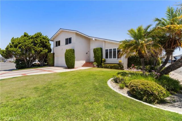 3600 Marigold Street, Seal Beach, CA 90740