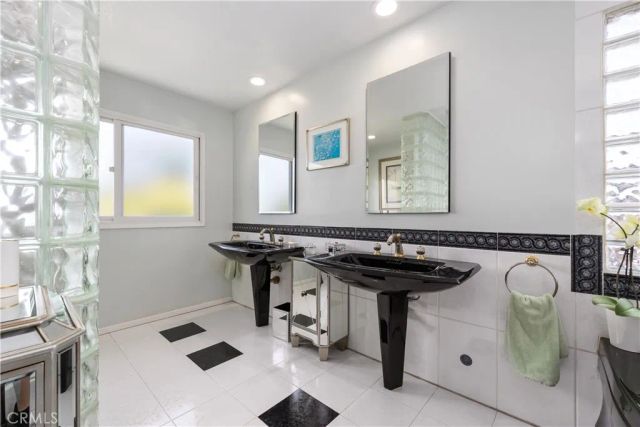 3600 Marigold Street, Seal Beach, CA 90740