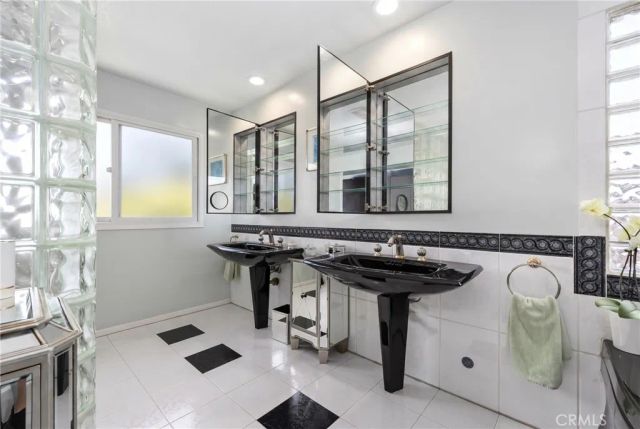 3600 Marigold Street, Seal Beach, CA 90740