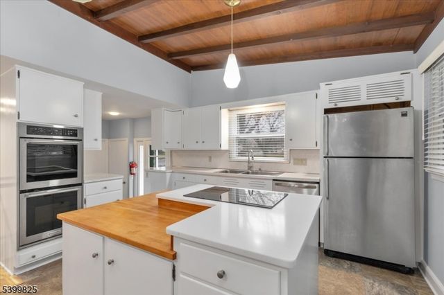 276 N Bridge St, Somerville Boro, NJ 08876