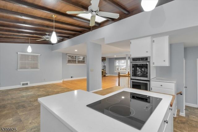 276 N Bridge St, Somerville Boro, NJ 08876