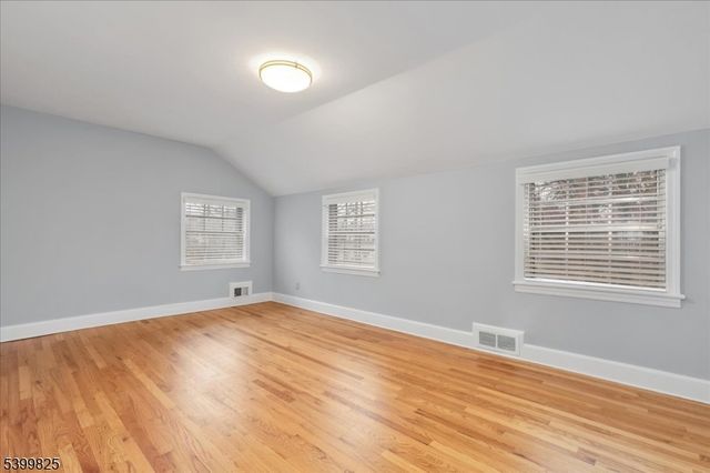 276 N Bridge St, Somerville Boro, NJ 08876