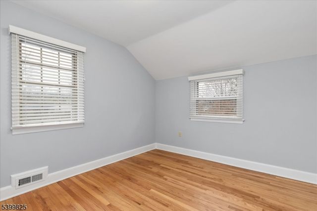 276 N Bridge St, Somerville Boro, NJ 08876