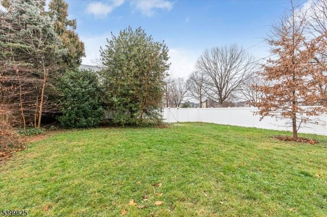 276 N Bridge St, Somerville Boro, NJ 08876