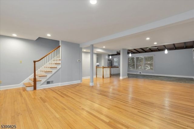 276 N Bridge St, Somerville Boro, NJ 08876