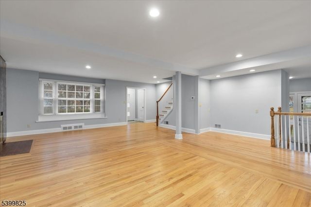 276 N Bridge St, Somerville Boro, NJ 08876