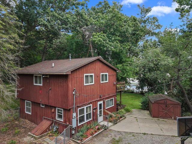 W5789 Ridge ROAD, Elkhorn, WI 53121