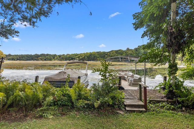 W5789 Ridge ROAD, Elkhorn, WI 53121