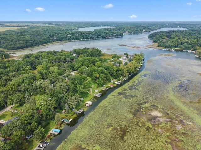 W5789 Ridge ROAD, Elkhorn, WI 53121