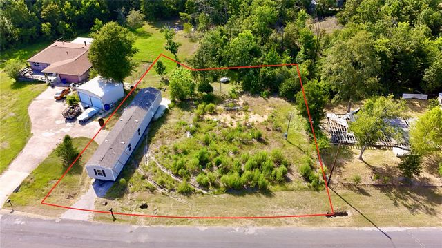 619 Yaupon Cove Drive, Onalaska, TX 77360