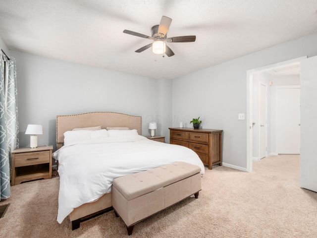 3259 Longspur Drive, Columbus, OH 43228