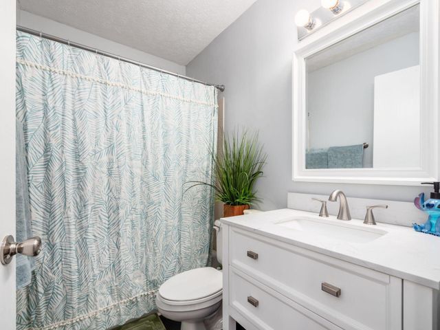 3259 Longspur Drive, Columbus, OH 43228