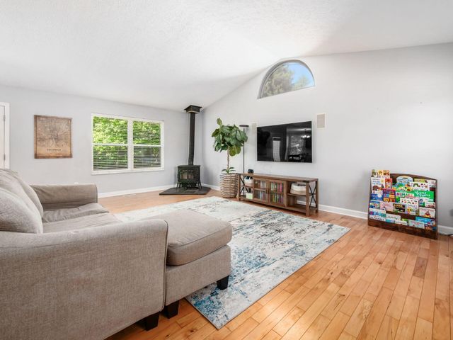 3259 Longspur Drive, Columbus, OH 43228