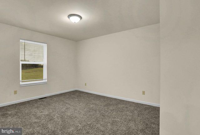 186 DELANO DR, Chambersburg, PA 17201