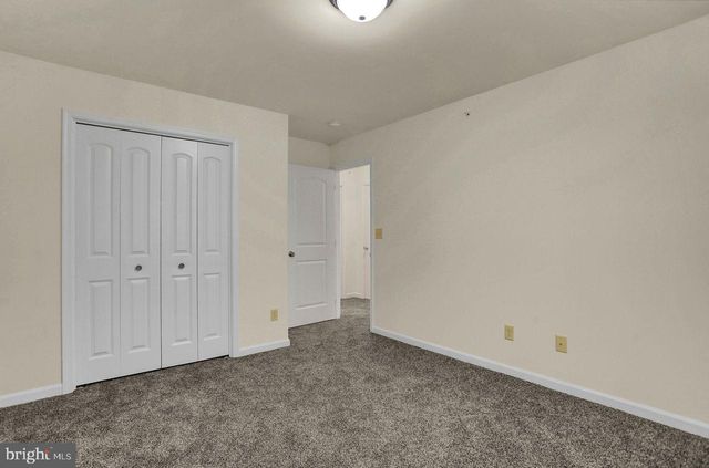 186 DELANO DR, Chambersburg, PA 17201