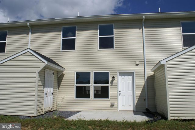 186 DELANO DR, Chambersburg, PA 17201