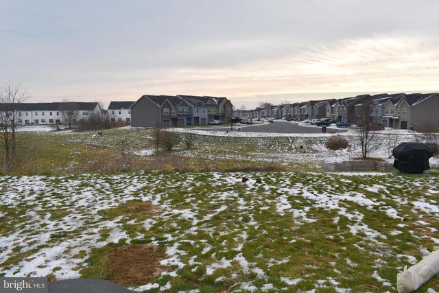 186 DELANO DR, Chambersburg, PA 17201