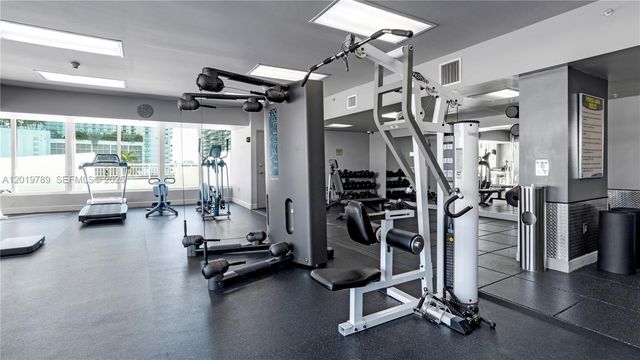 275 NE 18th st 1606, Miami, FL 33132