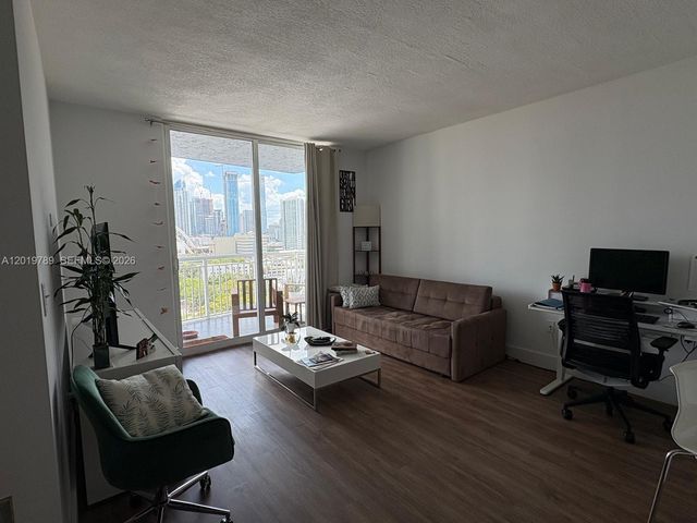 275 NE 18th st 1606, Miami, FL 33132