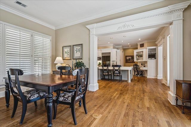 337 GROVE HILL PL, Memphis, TN 38120