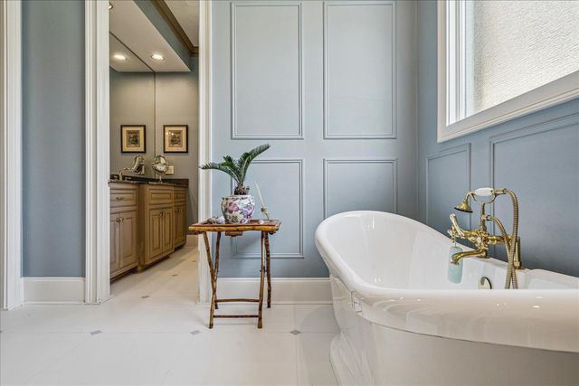 337 GROVE HILL PL, Memphis, TN 38120