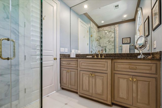 337 GROVE HILL PL, Memphis, TN 38120