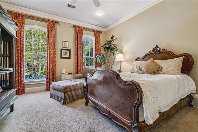 337 GROVE HILL PL, Memphis, TN 38120