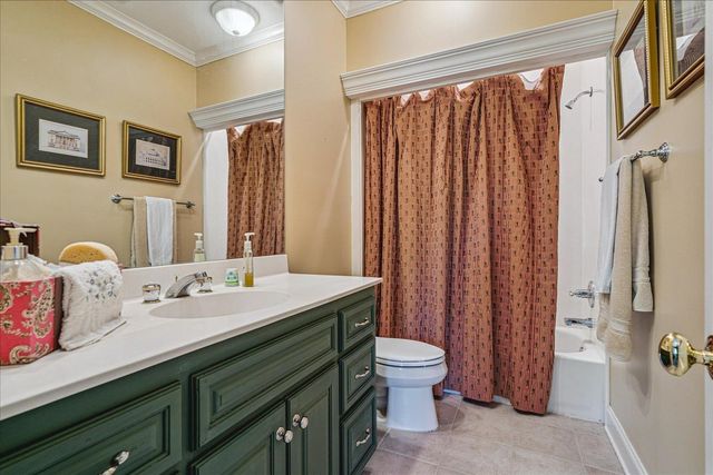 337 GROVE HILL PL, Memphis, TN 38120