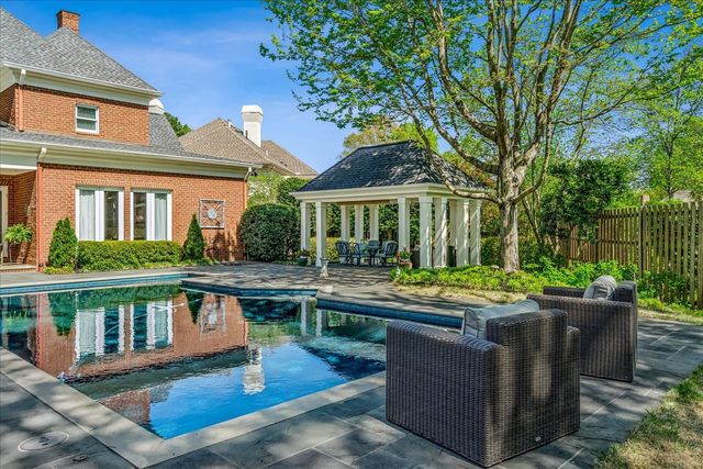 337 GROVE HILL PL, Memphis, TN 38120