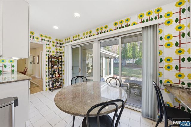 20 Leroy Street, Tenafly, NJ 07670