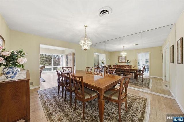 20 Leroy Street, Tenafly, NJ 07670