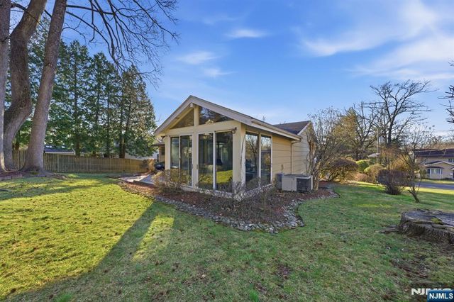 20 Leroy Street, Tenafly, NJ 07670