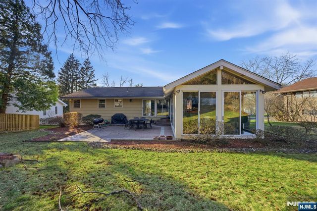 20 Leroy Street, Tenafly, NJ 07670