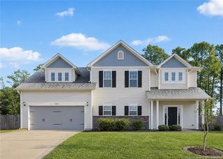 143 Ledgerbrook Lane, Raeford, NC 28376