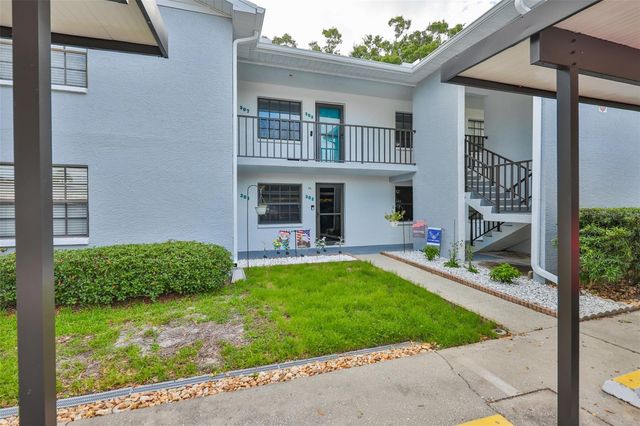 11800 PARK BOULEVARD 308, Seminole, FL 33772