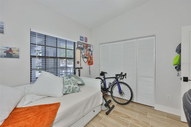 11800 PARK BOULEVARD 308, Seminole, FL 33772