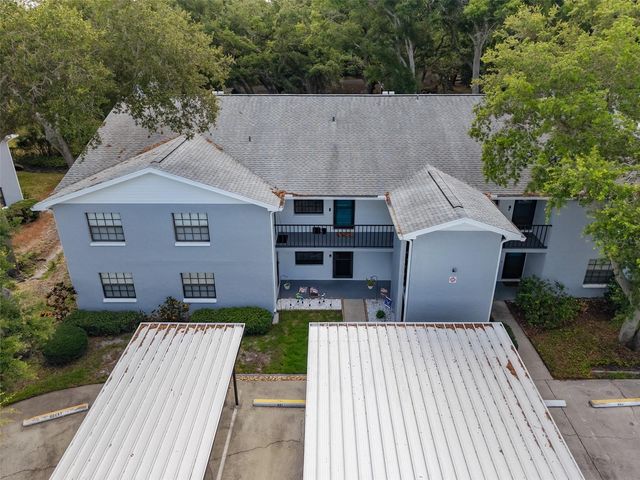 11800 PARK BOULEVARD 308, Seminole, FL 33772