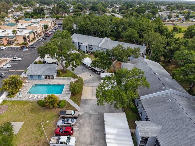 11800 PARK BOULEVARD 308, Seminole, FL 33772